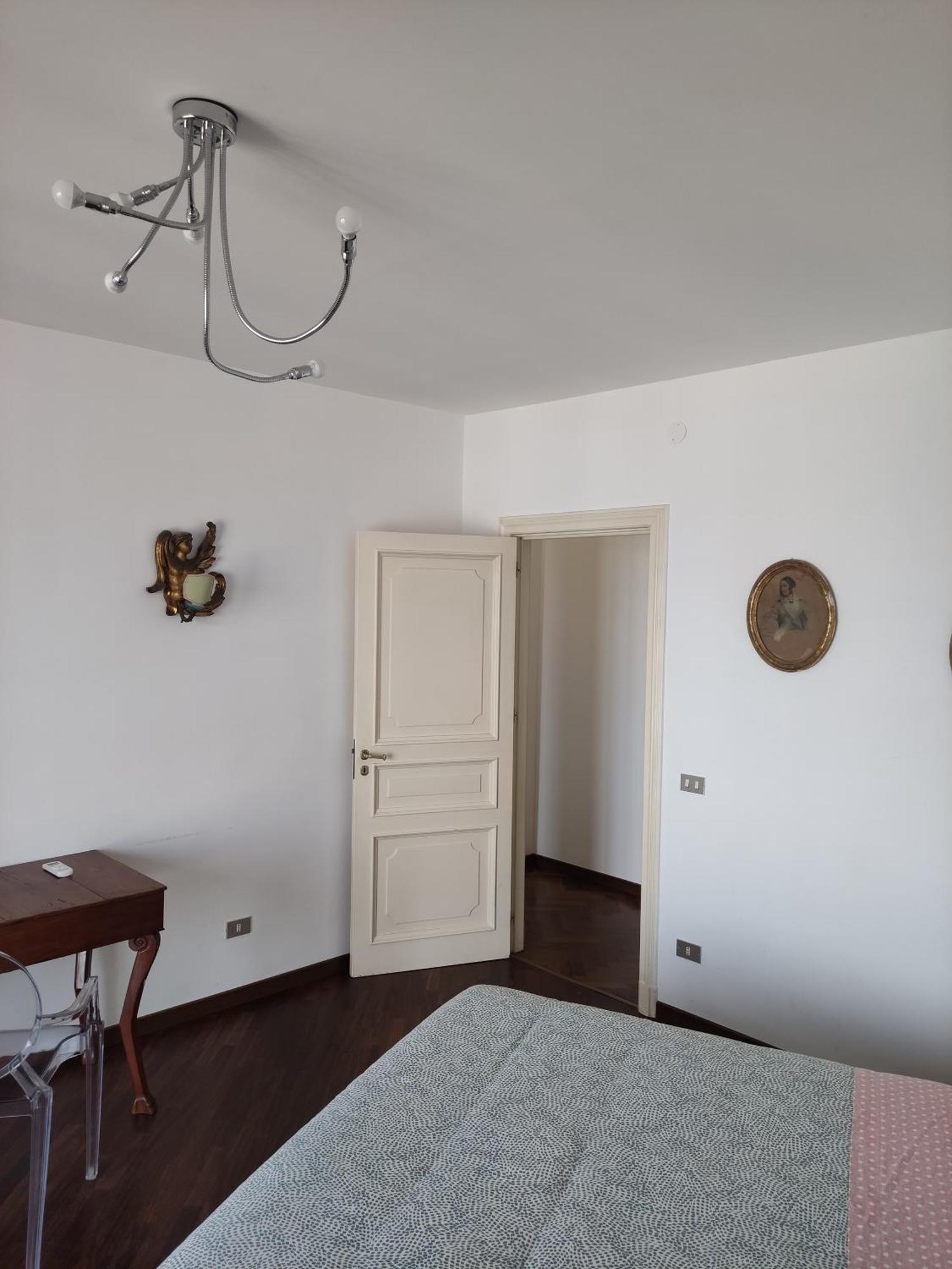 New Panoramic Apartment - Half Way Center-Vomero District Neapel Exterior foto